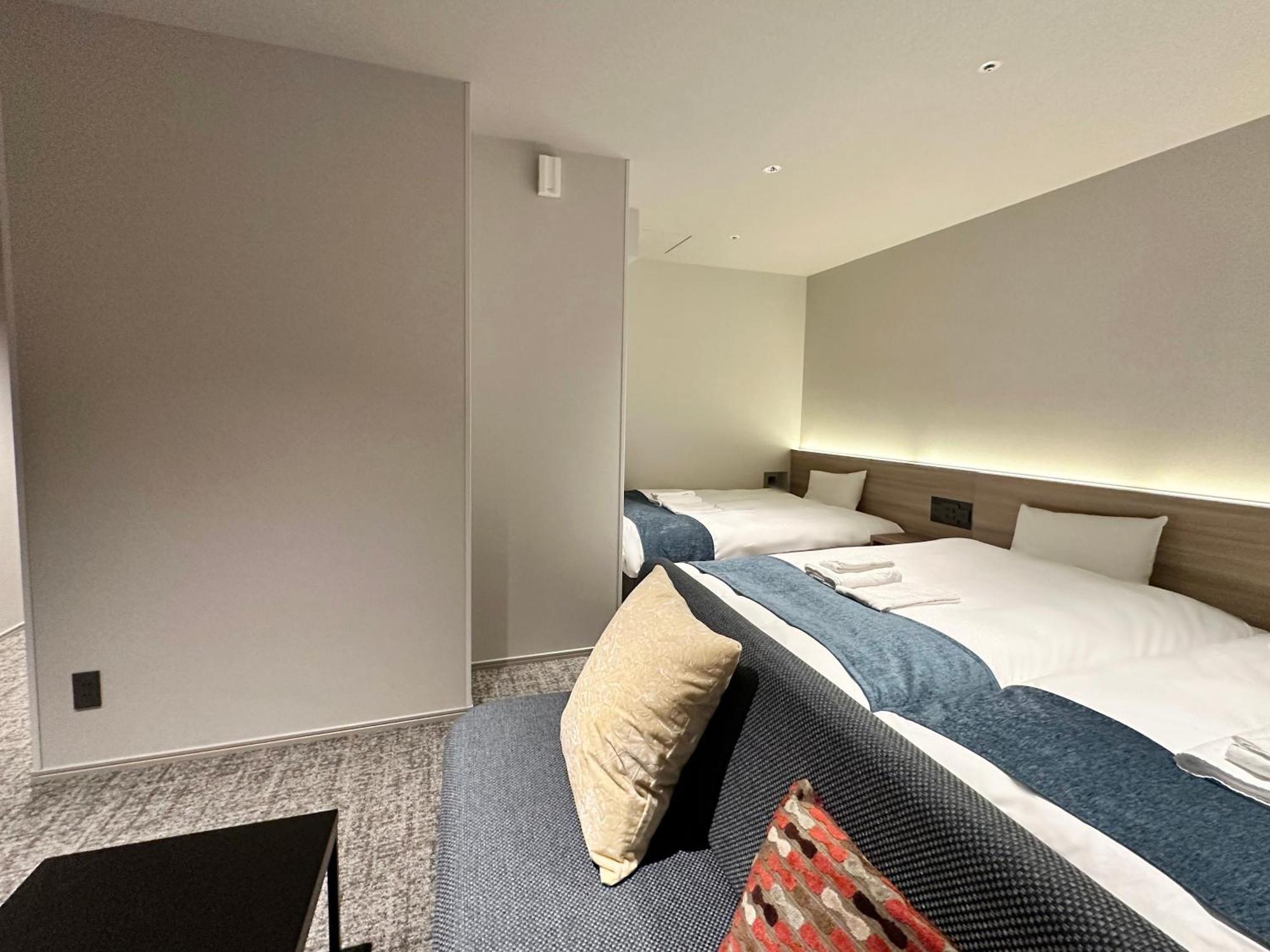 New Osaka Hotel Eksteriør bilde